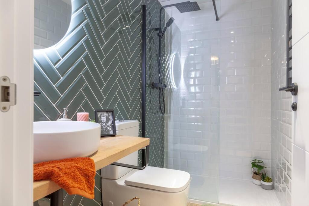 Al5 Seaside Bliss-Stylish Loft Steps From Malvarrosa Valencia Ngoại thất bức ảnh