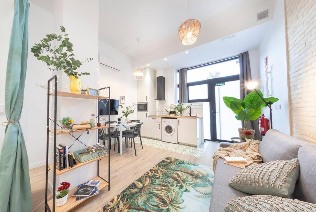 Al5 Seaside Bliss-Stylish Loft Steps From Malvarrosa Valencia Ngoại thất bức ảnh